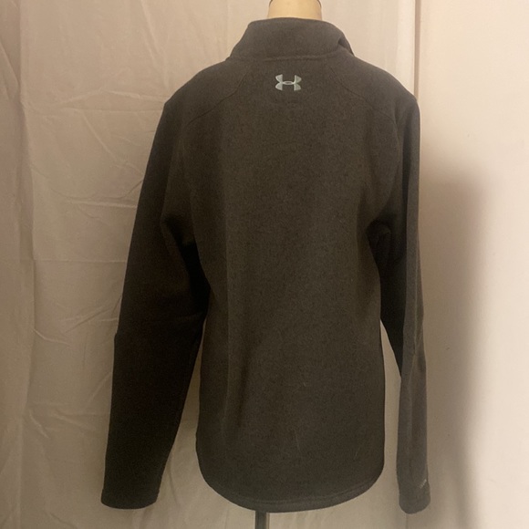 1/4 button up under armor jacket - Picture 2 of 3